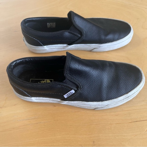 Vans Classic Slip-On Black Perforated Leather Sneaker Unisex Men’s 6 Women’s 7.5 - Picture 3 of 13